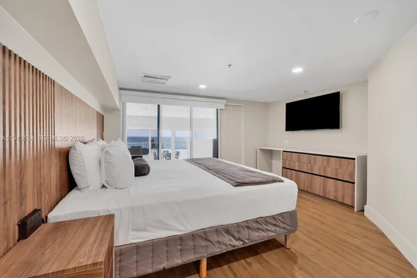 $4,250,000 | 5445 Collins Avenue, Unit M9 M10 M11 M12, Miami Beach, FL 33140