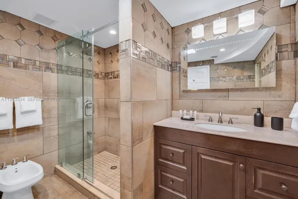 $4,250,000 | 5445 Collins Avenue, Unit M9 M10 M11 M12, Miami Beach, FL 33140