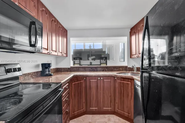 $4,250,000 | 5445 Collins Avenue, Unit M9 M10 M11 M12, Miami Beach, FL 33140