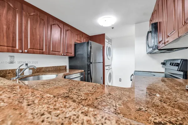 $4,250,000 | 5445 Collins Avenue, Unit M9 M10 M11 M12, Miami Beach, FL 33140