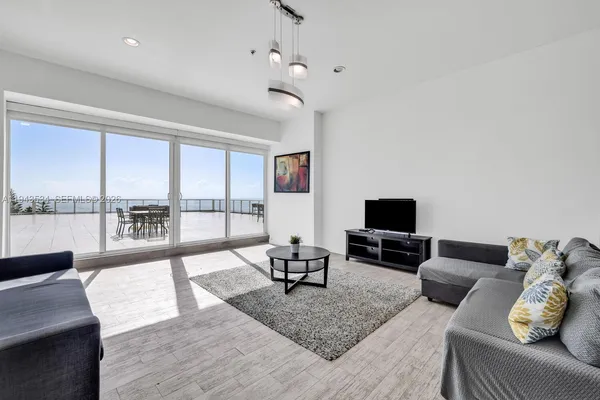 $4,250,000 | 5445 Collins Avenue, Unit M9 M10 M11 M12, Miami Beach, FL 33140