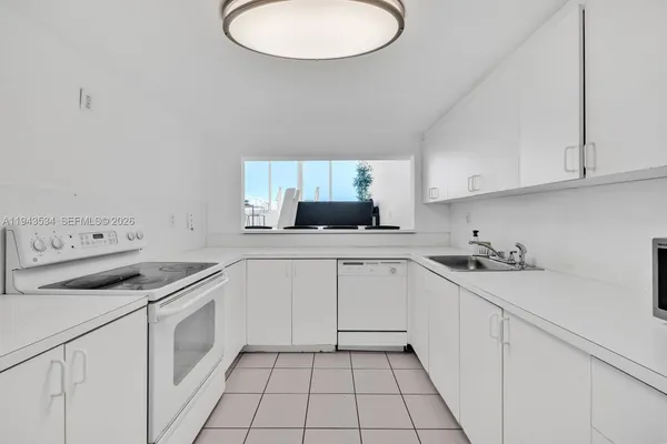$4,250,000 | 5445 Collins Avenue, Unit M9 M10 M11 M12, Miami Beach, FL 33140