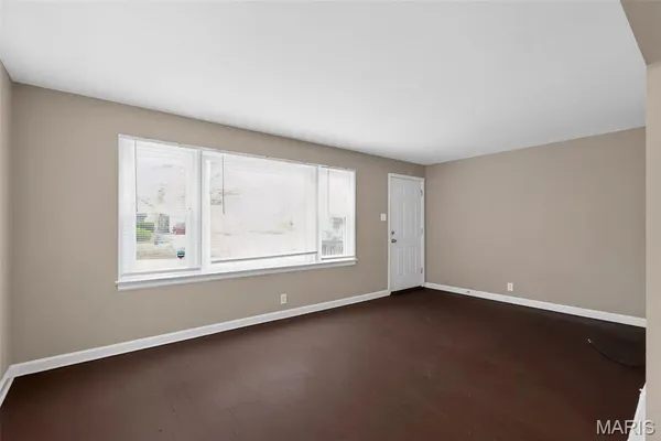 $89,900 | 2037 Bainbridge Drive, St. Louis, MO 63133