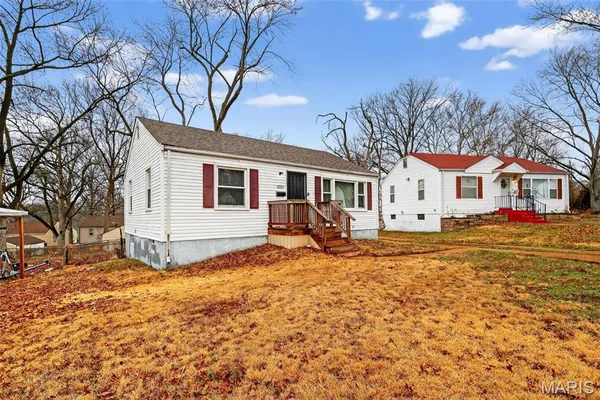 $89,900 | 2037 Bainbridge Drive, St. Louis, MO 63133