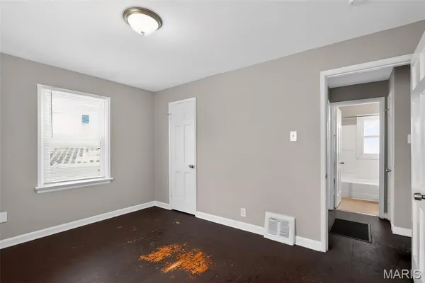 $89,900 | 2037 Bainbridge Drive, St. Louis, MO 63133