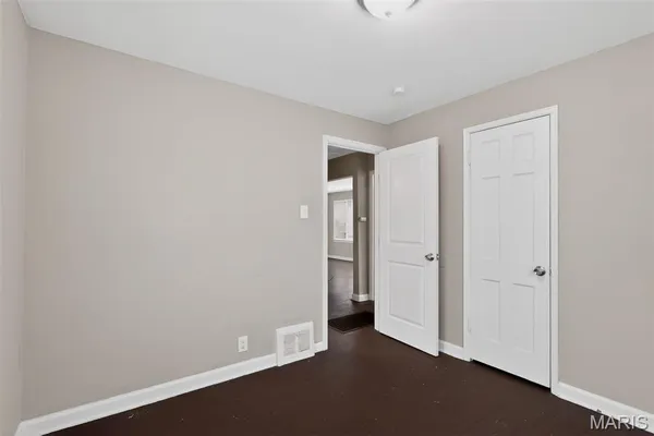$89,900 | 2037 Bainbridge Drive, St. Louis, MO 63133