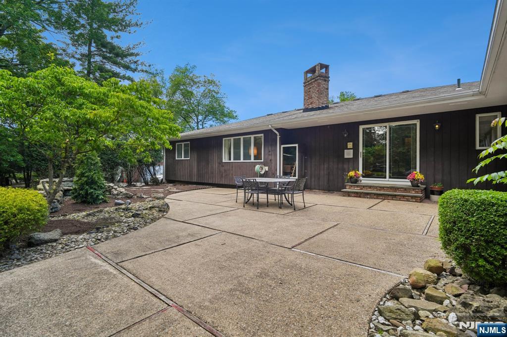 107 Arverne Road West Orange, NJ 07052 - Photo 45 of 50