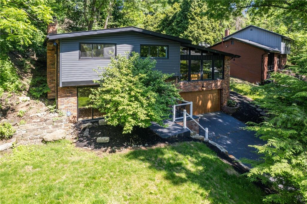 2317 Marbury Road Pittsburgh, PA 15221 - Photo 27 of 33