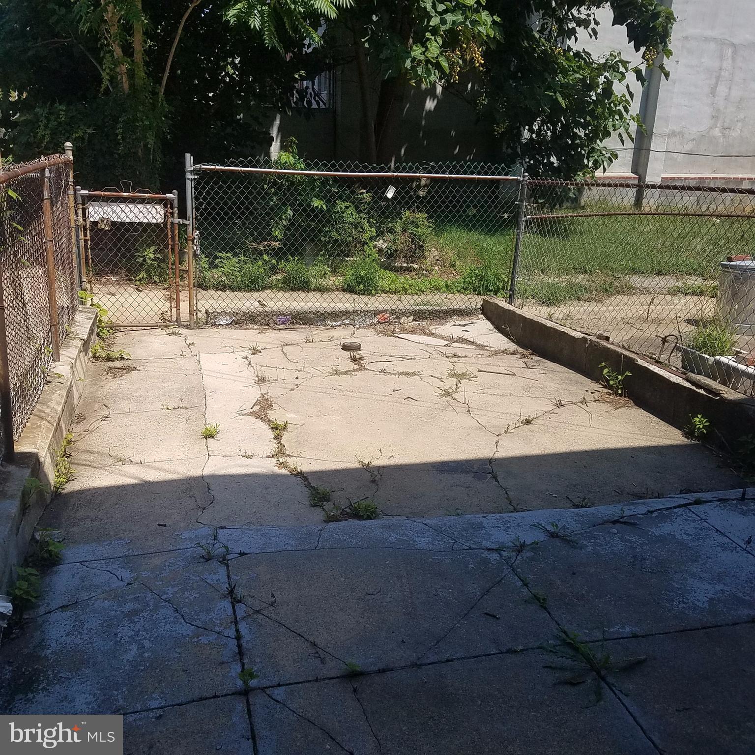 1812 Federal Street Baltimore, MD 21213 - Photo 6 of 9 Exterior (Rear)