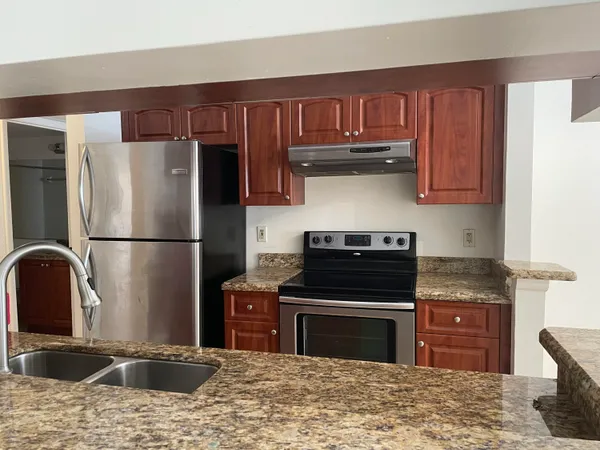 $2,150 | 9701 Westview Drive, Unit 1422, Coral Springs, FL 33076
