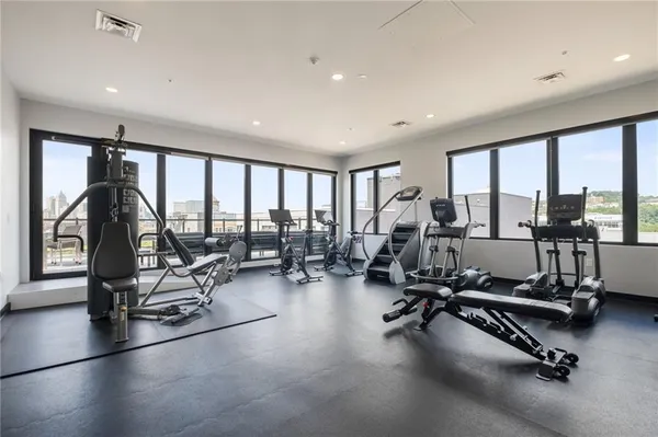 $2,300 | 2545 Penn Avenue, Unit 306, Pittsburgh, PA 15222