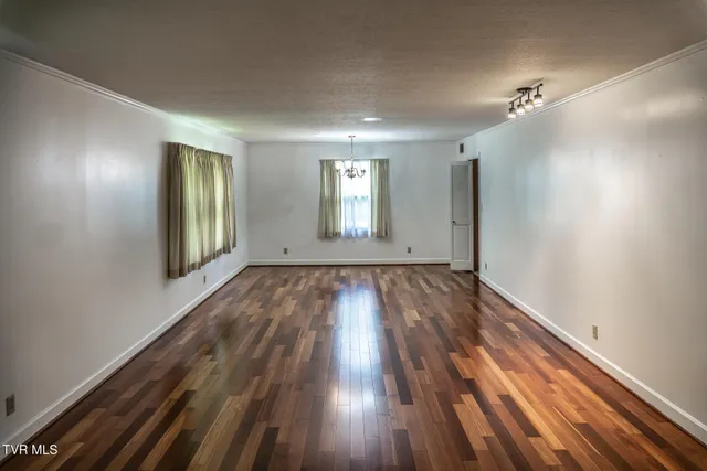 $435,000 | 2449 Jennings Drive, Kingsport, TN 37660