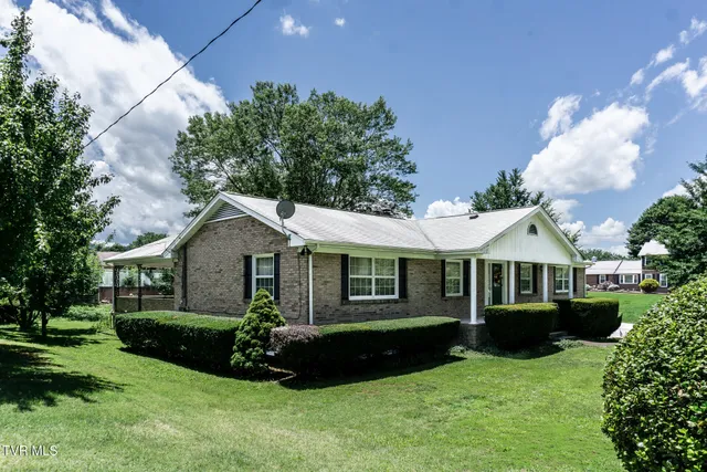 $435,000 | 2449 Jennings Drive, Kingsport, TN 37660