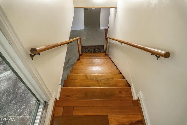 $435,000 | 2449 Jennings Drive, Kingsport, TN 37660