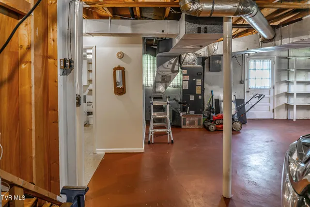 $435,000 | 2449 Jennings Drive, Kingsport, TN 37660