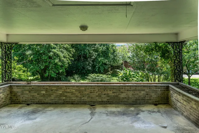 $435,000 | 2449 Jennings Drive, Kingsport, TN 37660