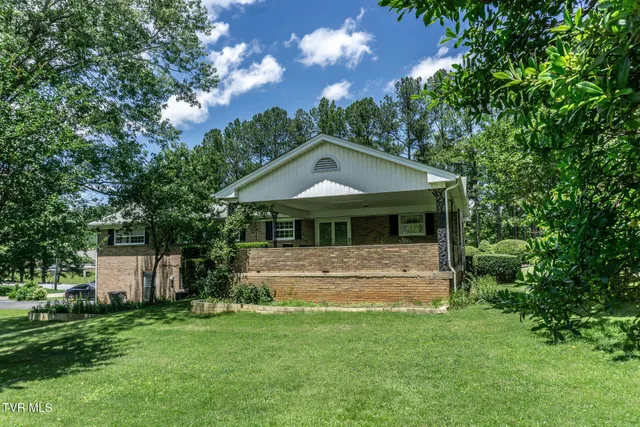 $435,000 | 2449 Jennings Drive, Kingsport, TN 37660