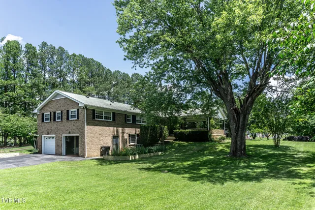 $435,000 | 2449 Jennings Drive, Kingsport, TN 37660