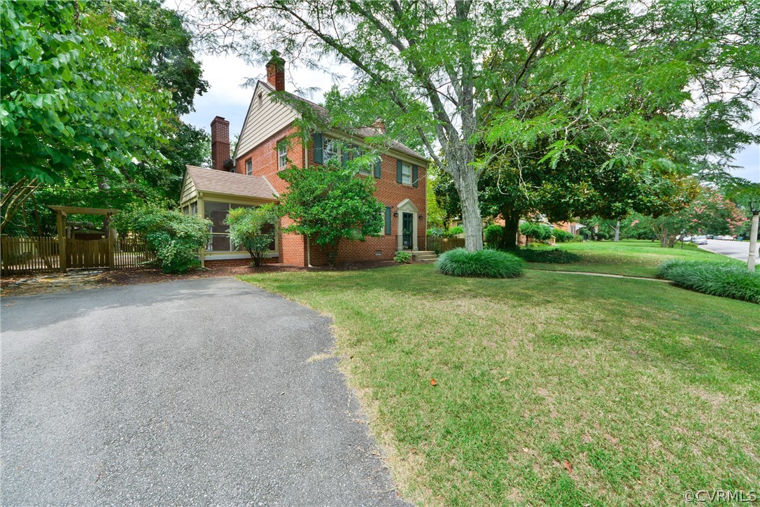 1008 Ridge Top Road Henrico, VA 23229 - Photo 3 of 35 Gallery Image 3