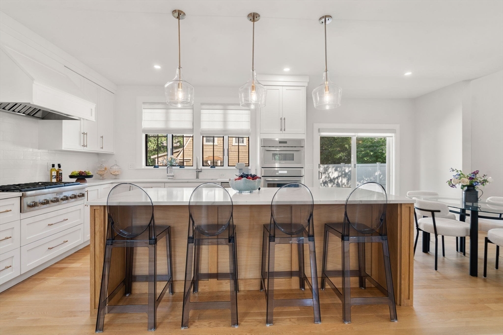 265 Weston Road Wellesley, MA 02482 - Photo 4 of 37