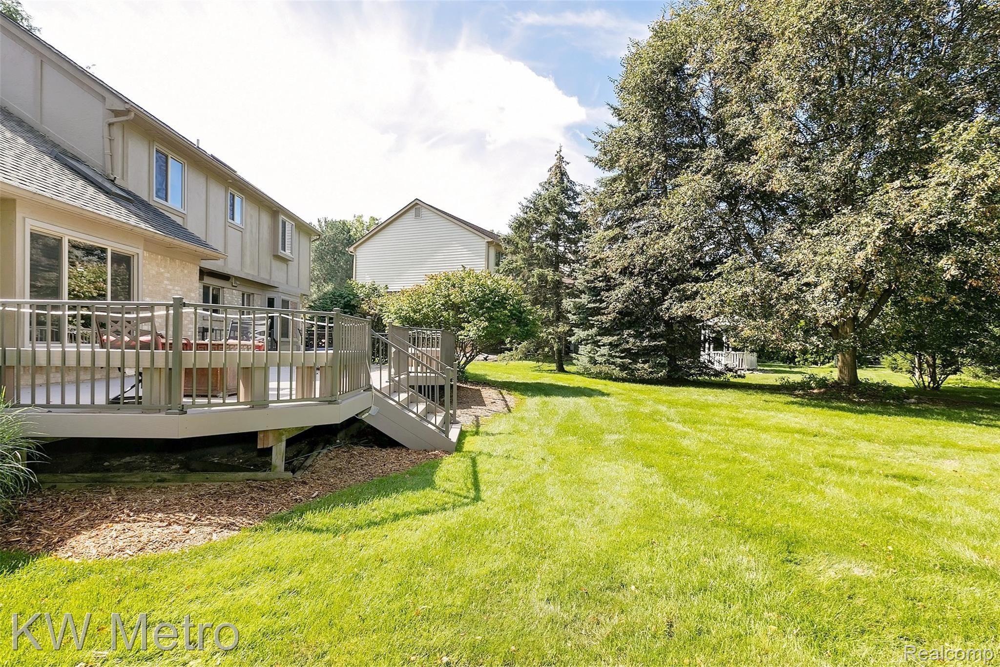869 Timberline Drive Rochester, MI 48309 - Photo 34 of 43 Timberline-42.jpg