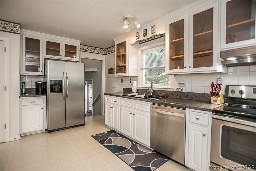 7542 Roaring Springs Road Gloucester, VA 23061 - Photo 10 of 47