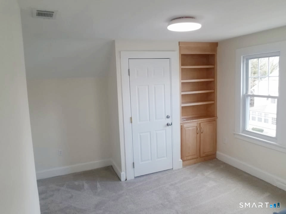 51 Wallace Row Wallingford, CT 06492 - Photo 16 of 16