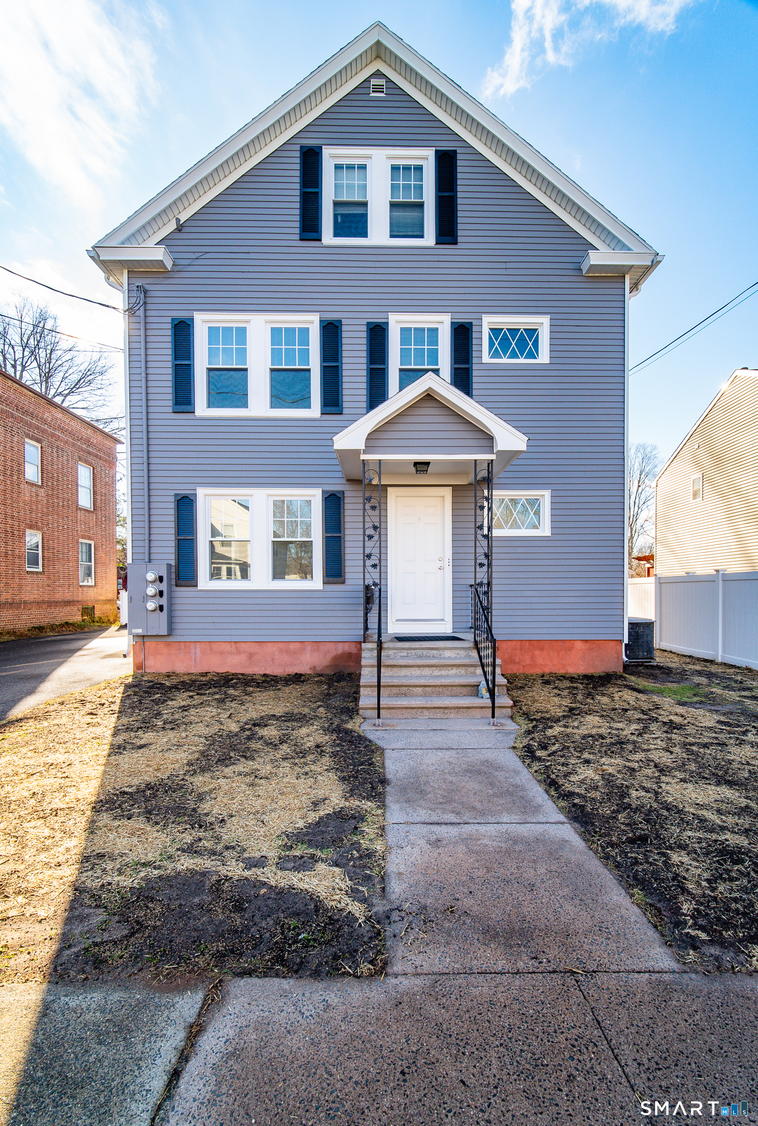 51 Wallace Row Wallingford, CT 06492 - Photo 2 of 16