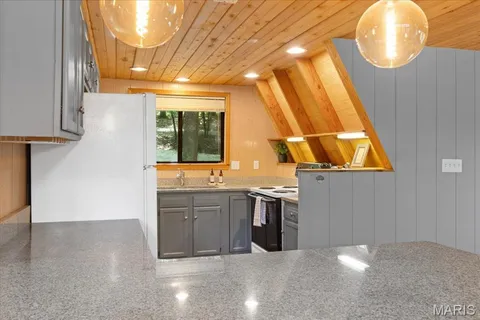 $685,000 | 2506 Alpine Woods Drive, Wright City, MO 63390