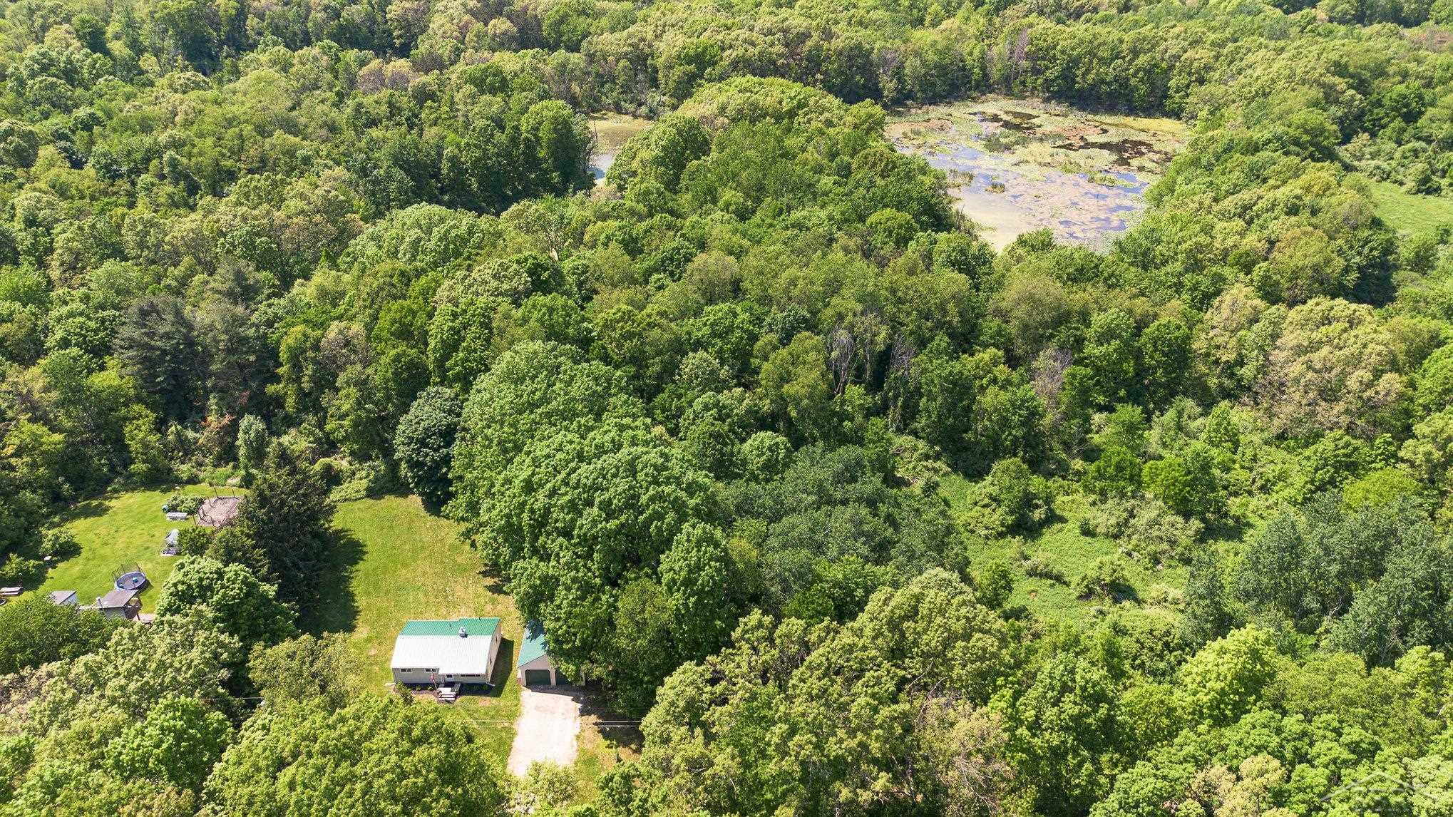 229 South Van Road Holly, MI 48442 - Photo 35 of 35 50142938-1059be6a-ac38-4f9c-874b-0fe69007f6fa.JPG