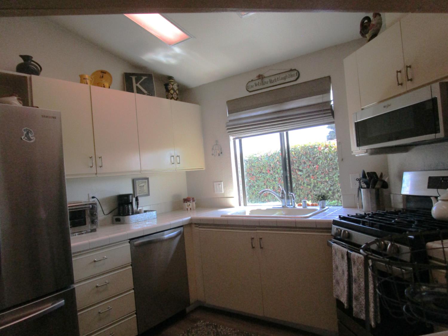 1500 Held Drive, Unit 94 Modesto, CA 95355 - Photo 8 of 32