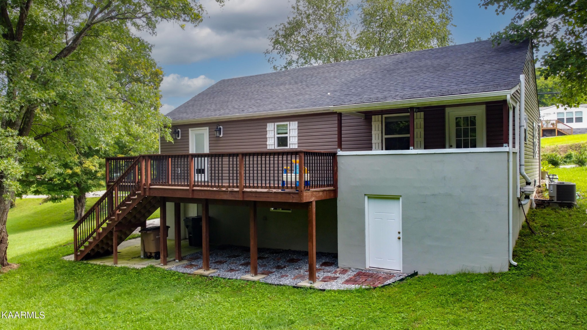 1905 Spring Hill Road Knoxville, TN 37914 - Photo 13 of 15 Gallery Image 13