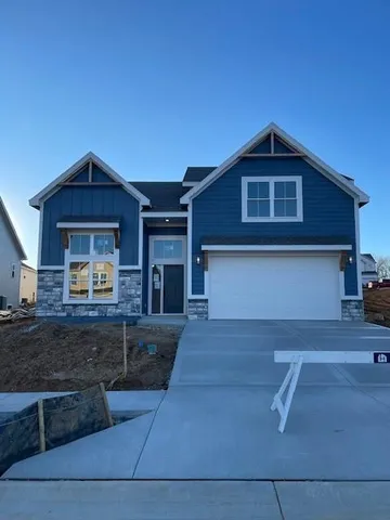 $447,900 | 16195 Ryan Circle, Parkville, MO 64152