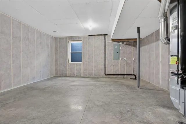 $447,900 | 16195 Ryan Circle, Parkville, MO 64152