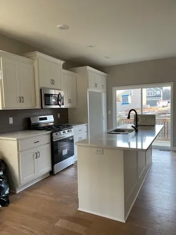 $447,900 | 16195 Ryan Circle, Parkville, MO 64152