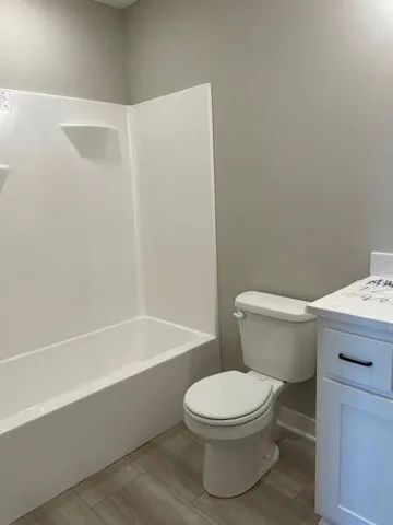 $447,900 | 16195 Ryan Circle, Parkville, MO 64152