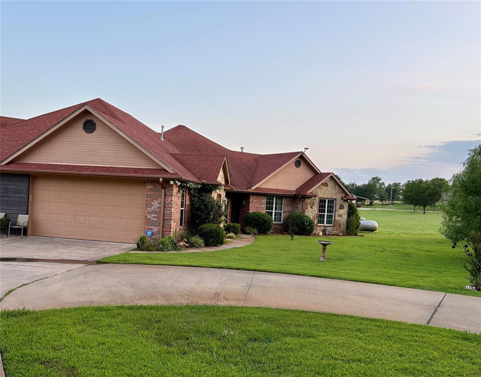 3084 Hagerman Road Pottsboro, TX 75076 - Photo 2 of 40