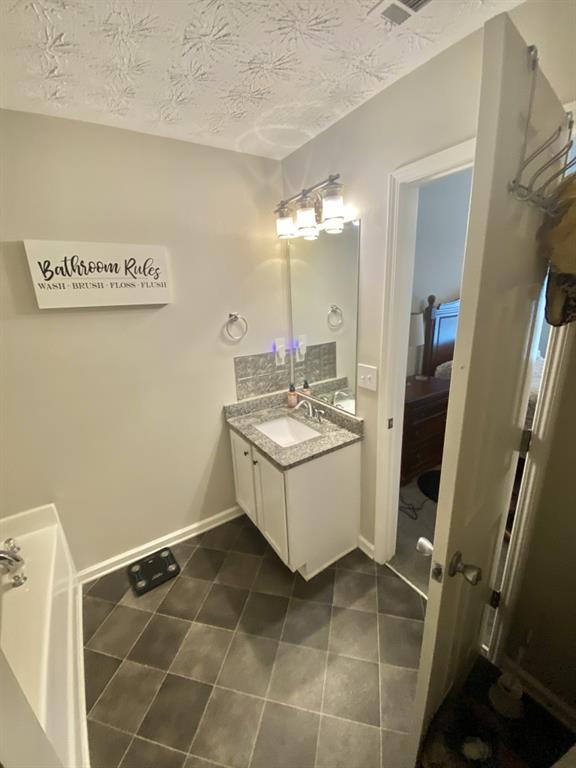 25 Scarlett Court Covington, GA 30014 - Photo 15 of 29