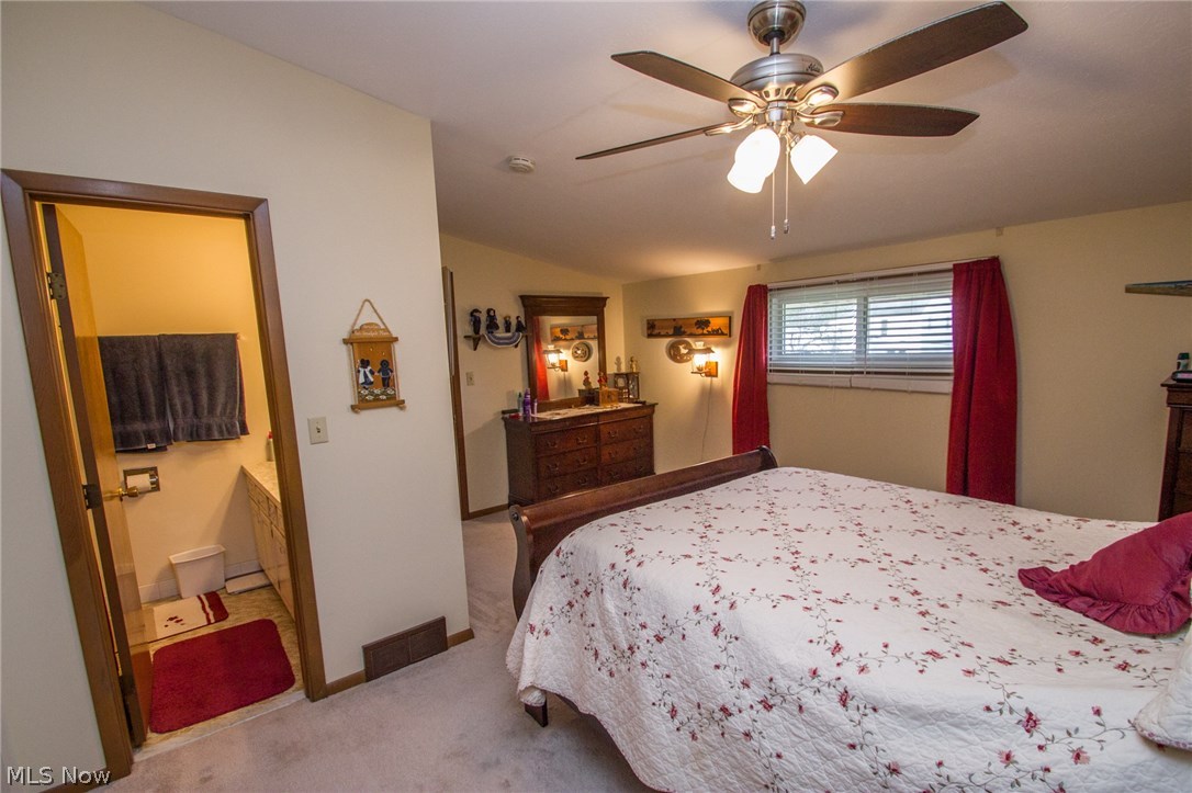 980 Hanley Road Cleveland, OH 44124 - Photo 16 of 35