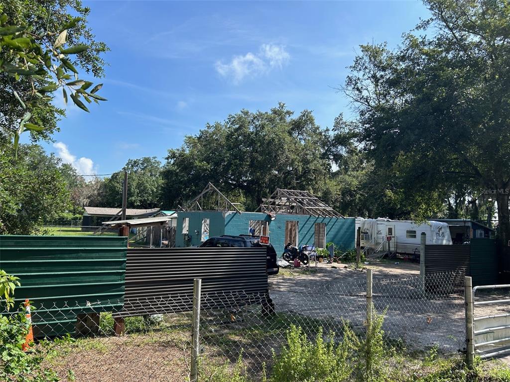 2902 Robinson Road Plant City, FL 33565 - Photo 1 of 1 Gallery Image 1