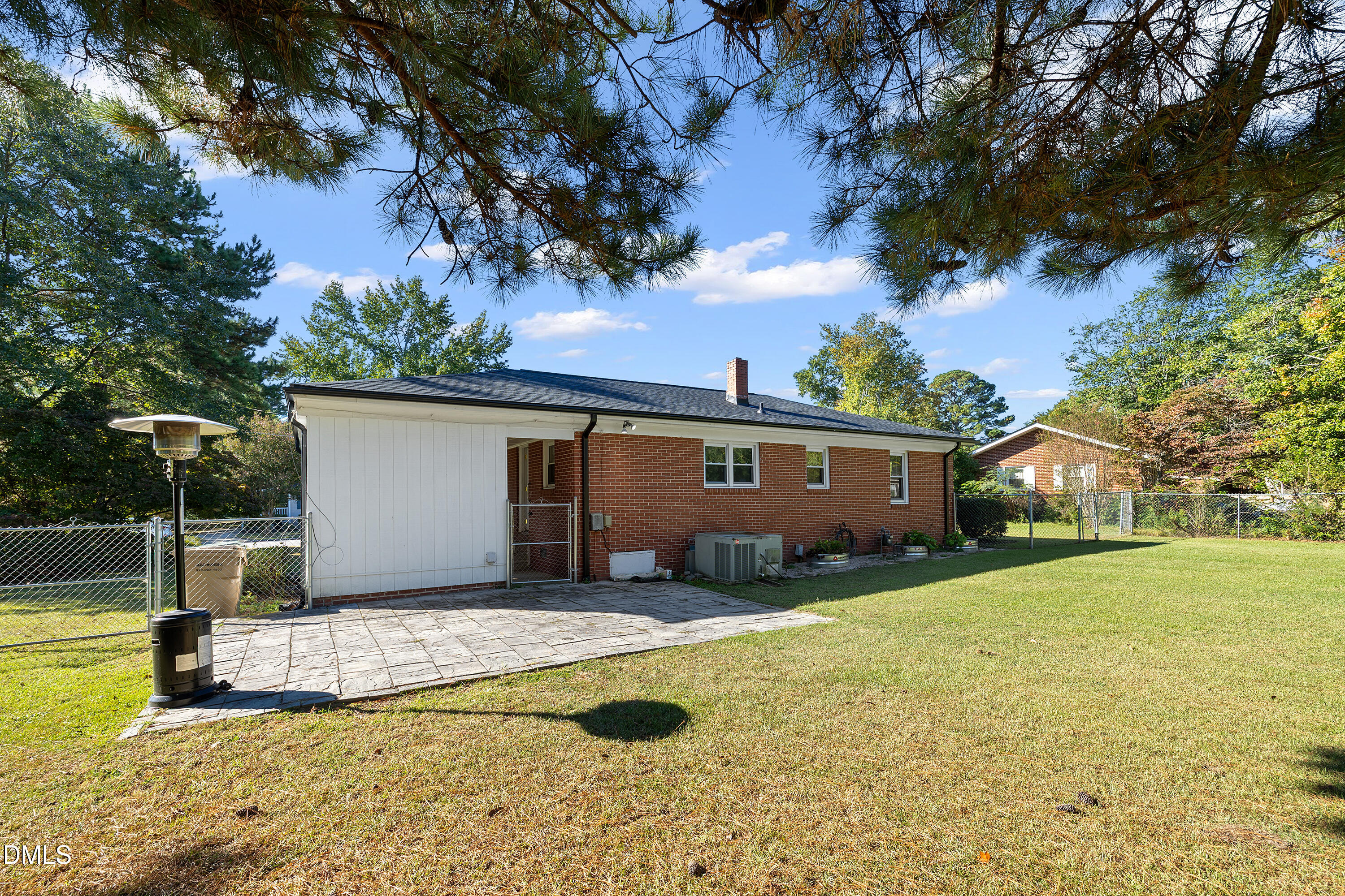 116 Compton Street Clayton, NC 27520 - Photo 20 of 52 26-116 Compton St _7346