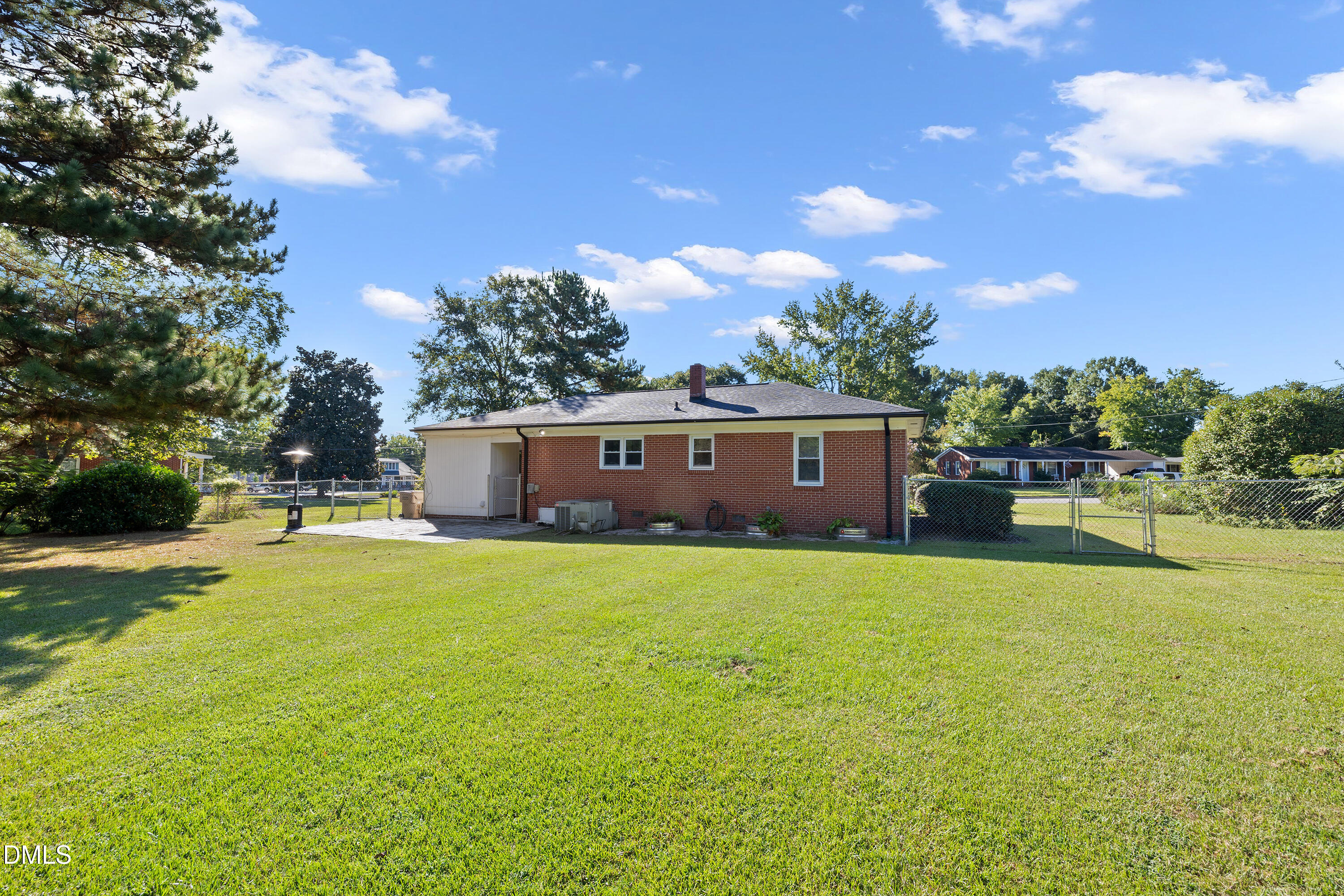 116 Compton Street Clayton, NC 27520 - Photo 30 of 52 28-116 Compton St _7355