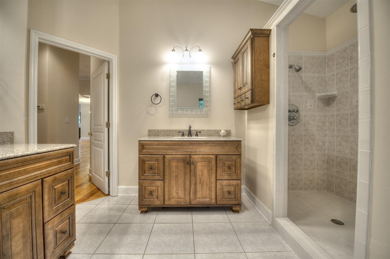 11017 Luna Point Road Tallahassee, FL 32312 - Photo 21 of 36 Gallery Image 21