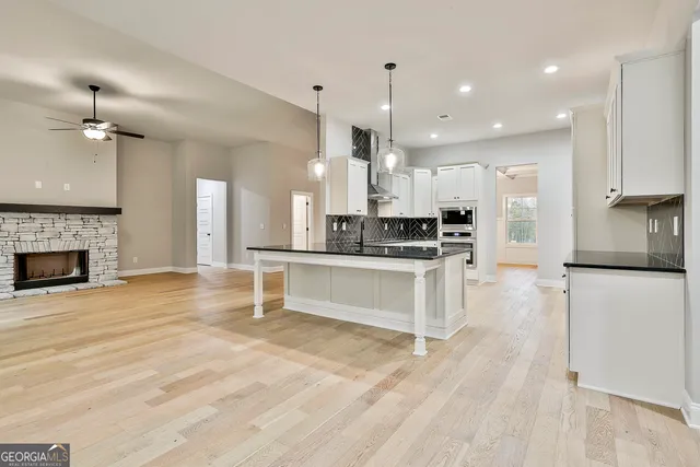 $574,900 | 152 Wet Wood Drive, Unit 10, Fairburn, GA 30213