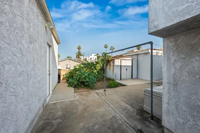 $1,899,000 | 4741 Choctaw Drive, San Diego, CA 92115