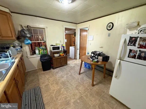 $250,000 | 5994 Mount Freedom Drive, Circleville, WV 26804