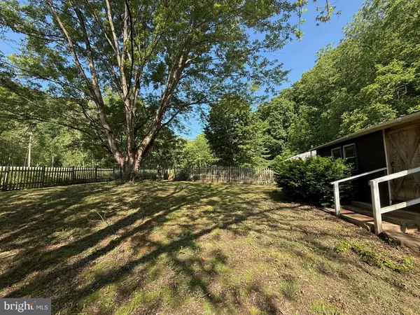 $250,000 | 5994 Mount Freedom Drive, Circleville, WV 26804