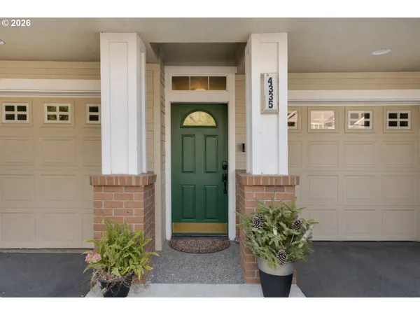 $375,000 | 4335 Summerlinn Drive, West Linn, OR 97068