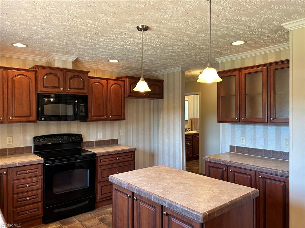2076 Meadowbrook Road Cana, VA 24317 - Photo 27 of 40 Gallery Image 27