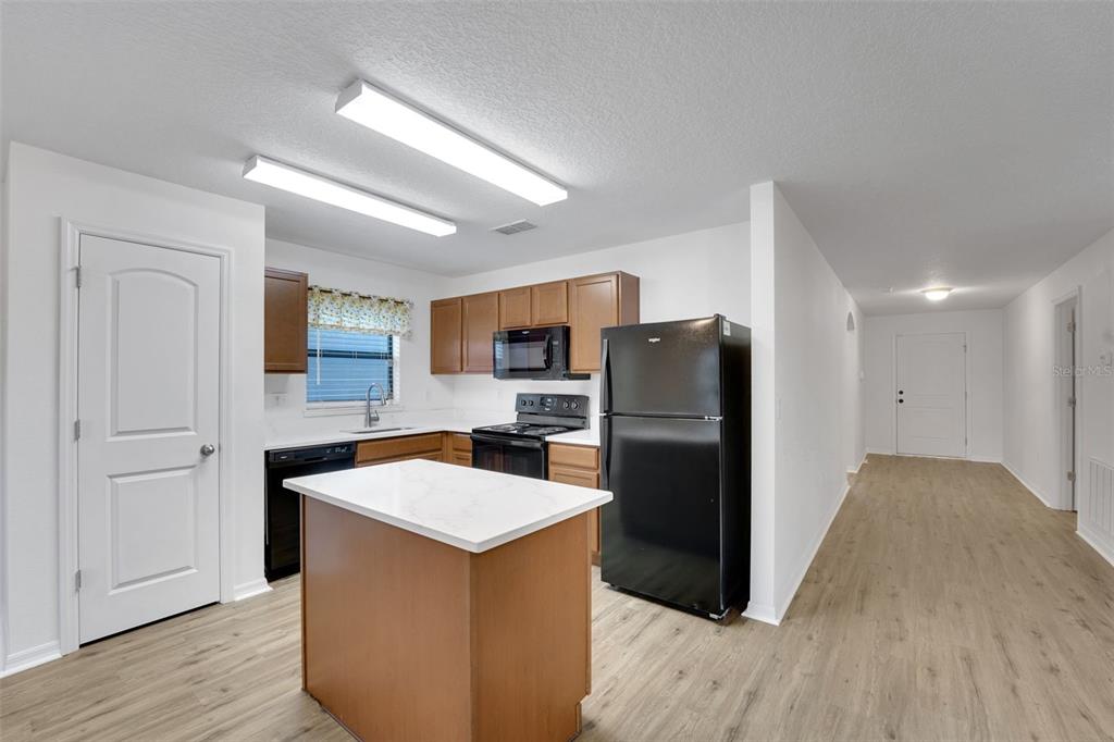 2659 Rotherham Road Tavares, FL 32778 - Photo 4 of 26